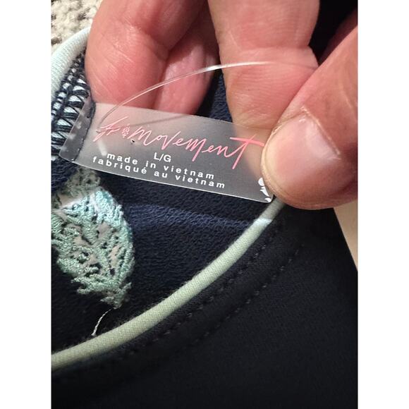 FP Movement Free People Activewear Athleisure Cropped SS Colorblock Tank, size L - Picture 3 of 7